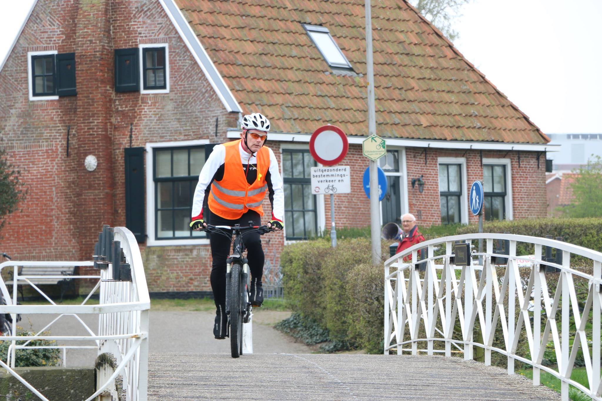 Organisatie 1 56656166_1330874627060640_4468066594131542016_n